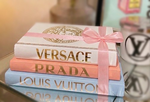 Decor coffee table - books,